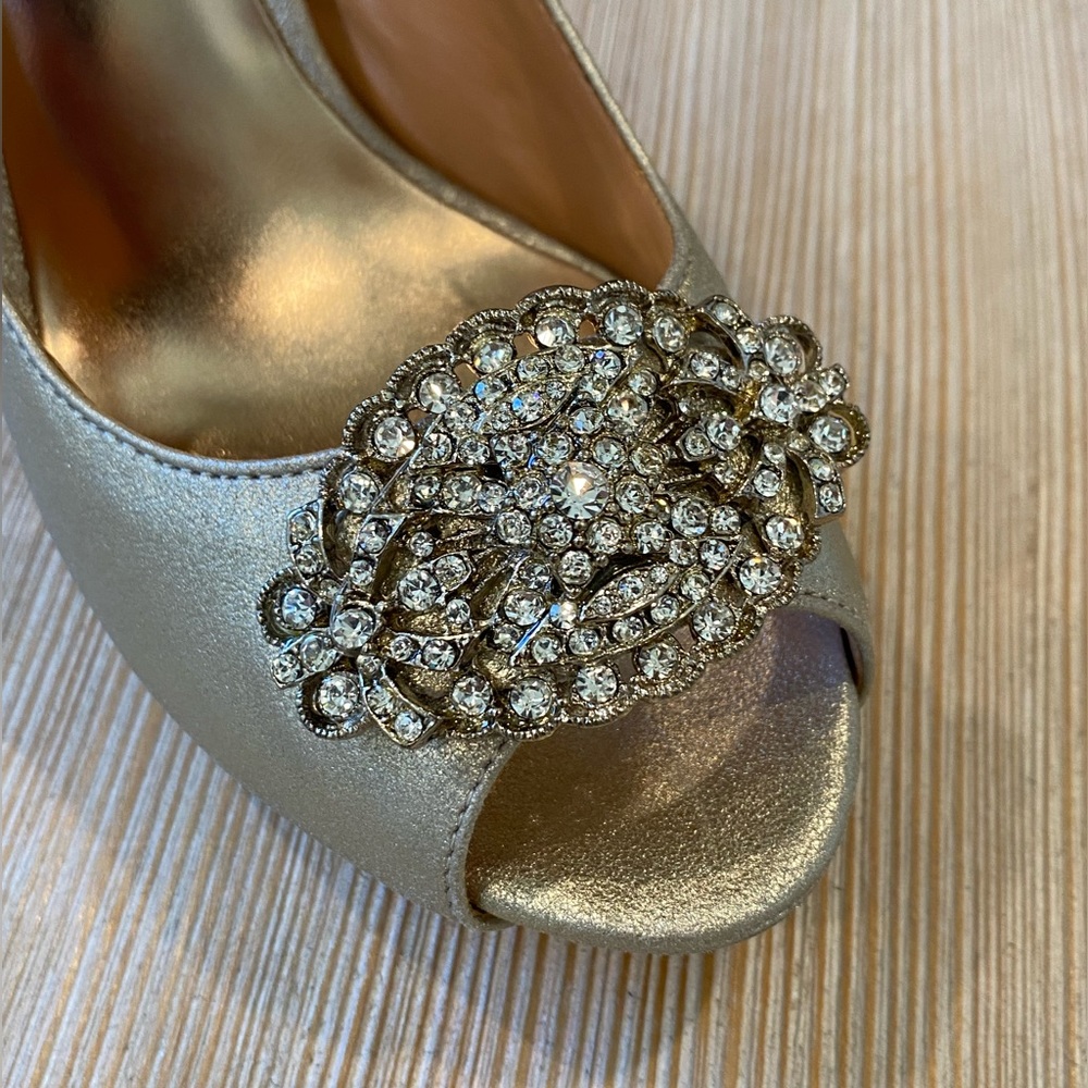 Badgley Mischka Goodie Heel - Gold with Jewels